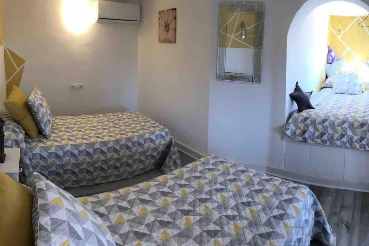 Lovely 2 Bed Apartment In Alcalalí Exterior foto