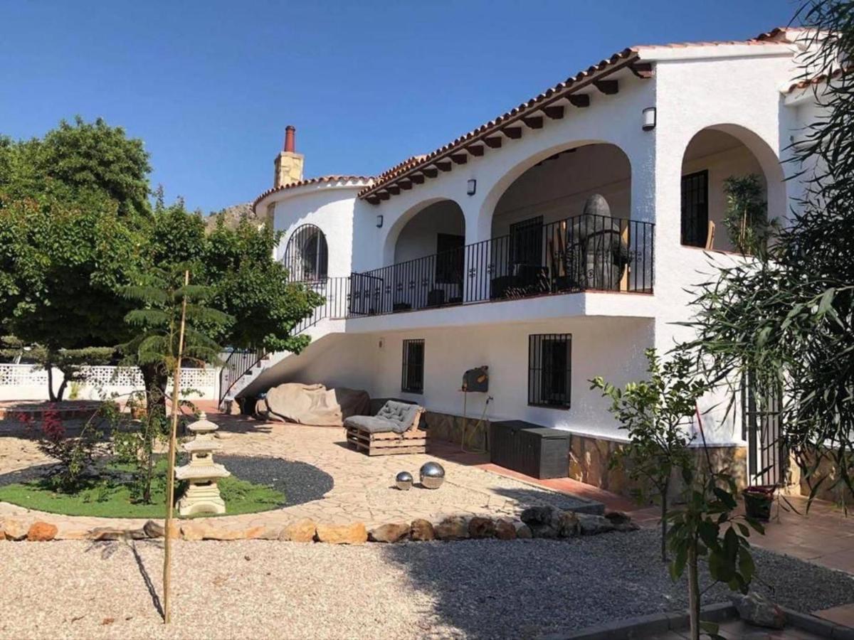Lovely 2 Bed Apartment In Alcalalí Exterior foto